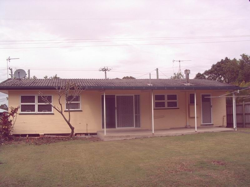 77 Broad Street, Labrador QLD 4215