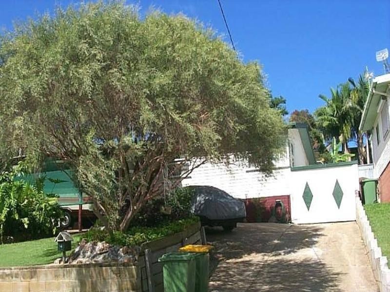 14 Kathleen Avenue, Southport QLD 4215