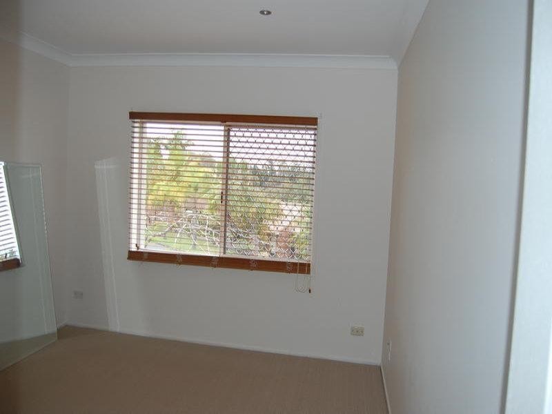 13 Willamulka Avenue, Ashmore QLD 4214