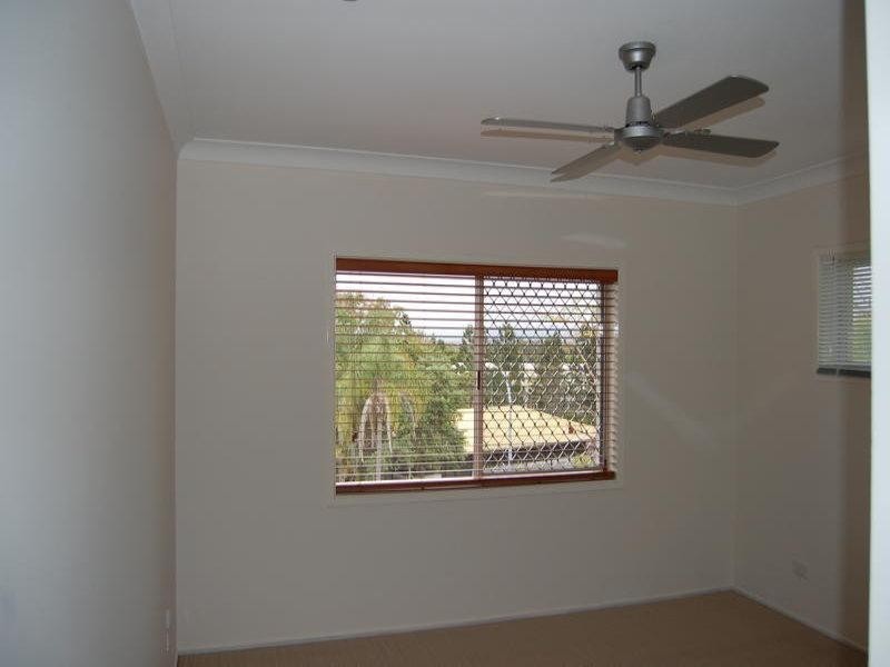 13 Willamulka Avenue, Ashmore QLD 4214