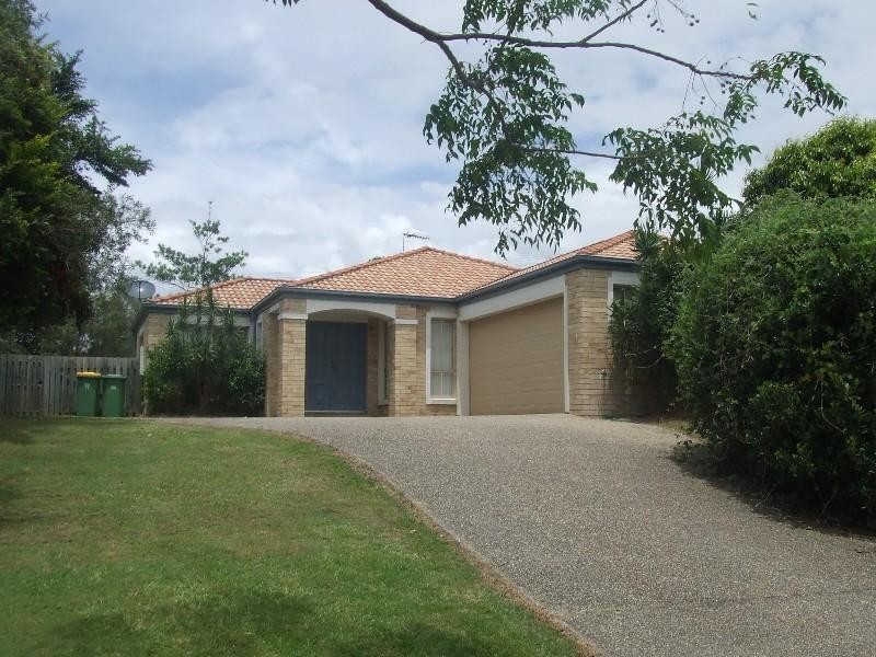 11 Barrs Avenue, Oxenford QLD 4210