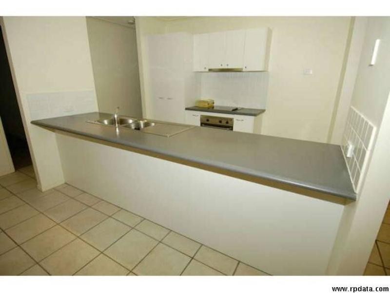 11 Barrs Avenue, Oxenford QLD 4210