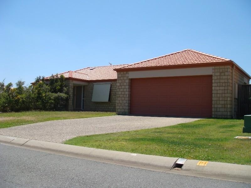 8 Sugar Gum Court, Molendinar QLD 4214