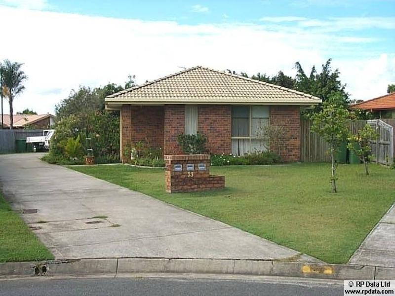 2/23 Coventry Court, Labrador QLD 4215