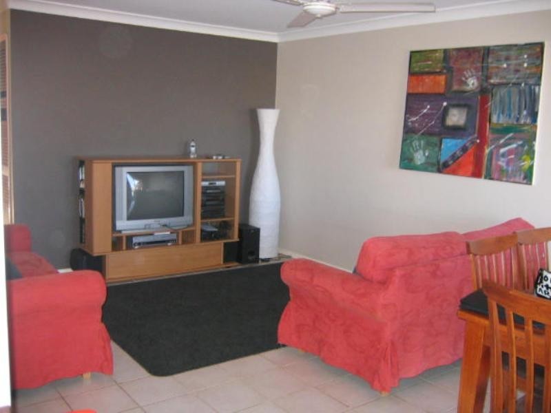 1/8 Calvary Court, Labrador QLD 4215