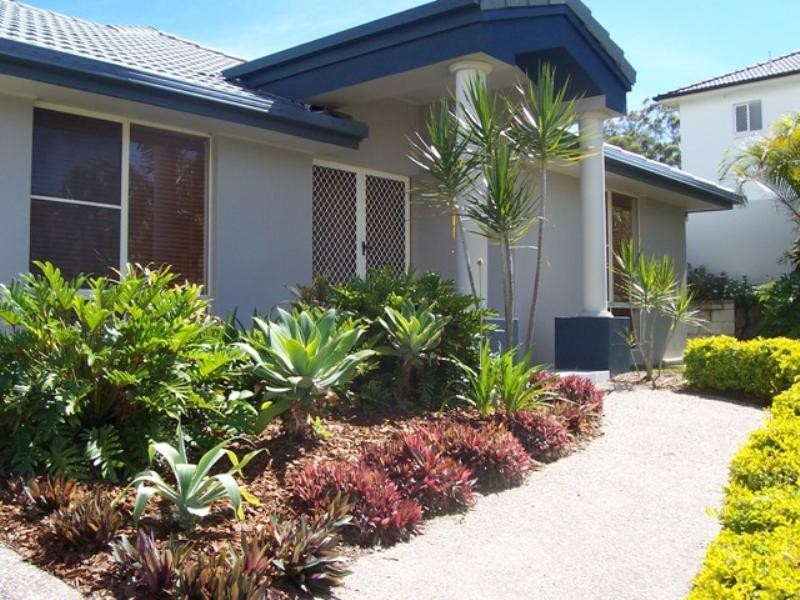 3 Worthing Court, Arundel QLD 4214