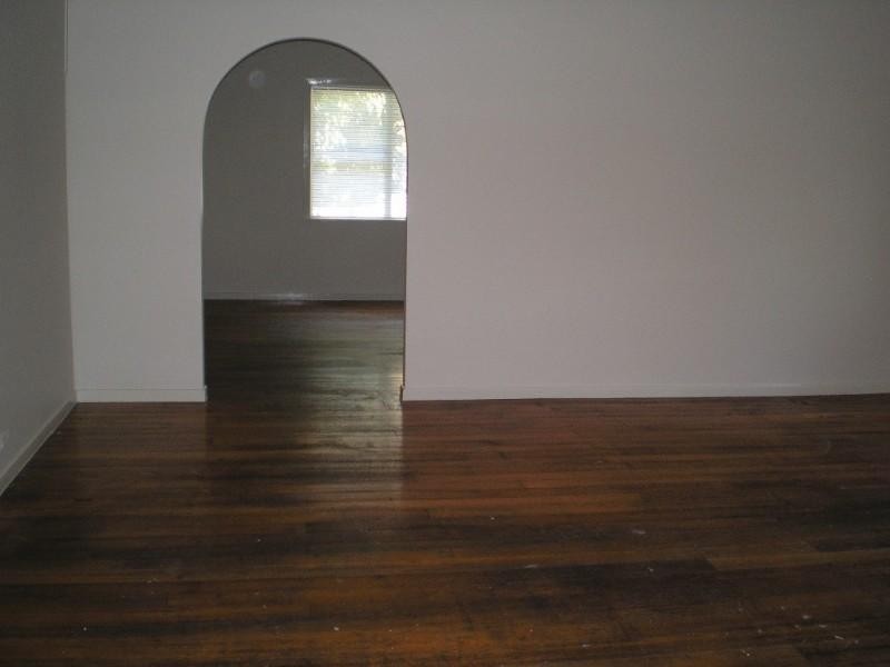 13 Middle Street, Labrador QLD 4215