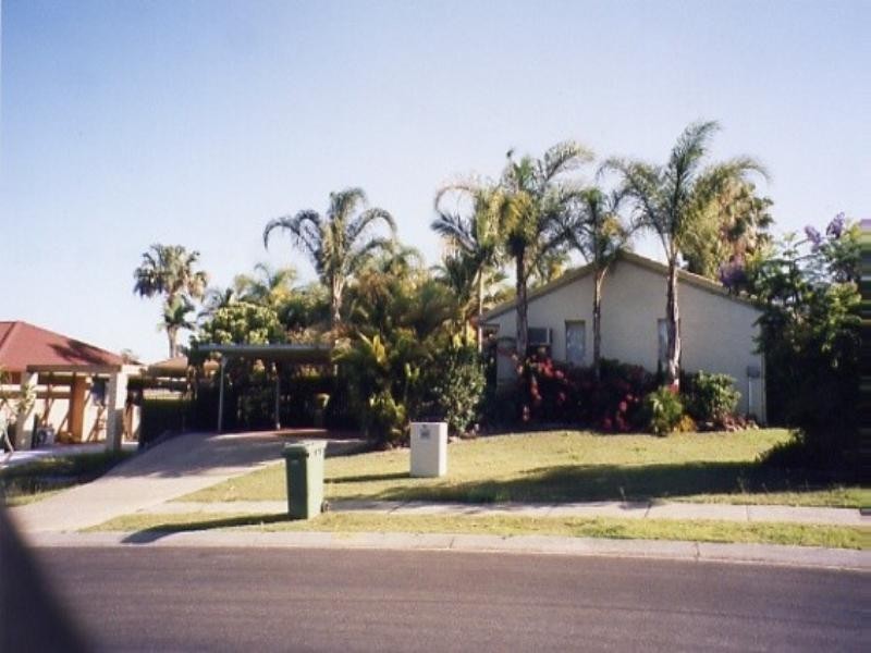 24 Melbourne Road, Arundel QLD 4214