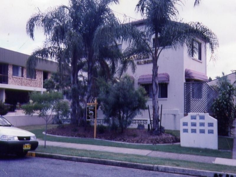 8/16 Lather Street, Southport QLD 4215