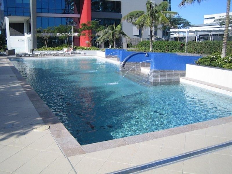 22107/9 Lawson Street, Southport QLD 4215