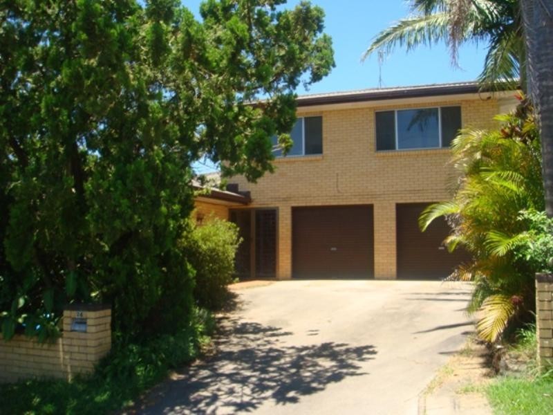 24 Ferguson Street, Labrador QLD 4215