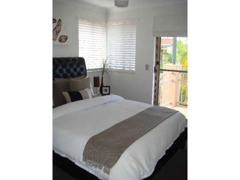 24/191 Greenacre Drive, Arundel QLD 4214