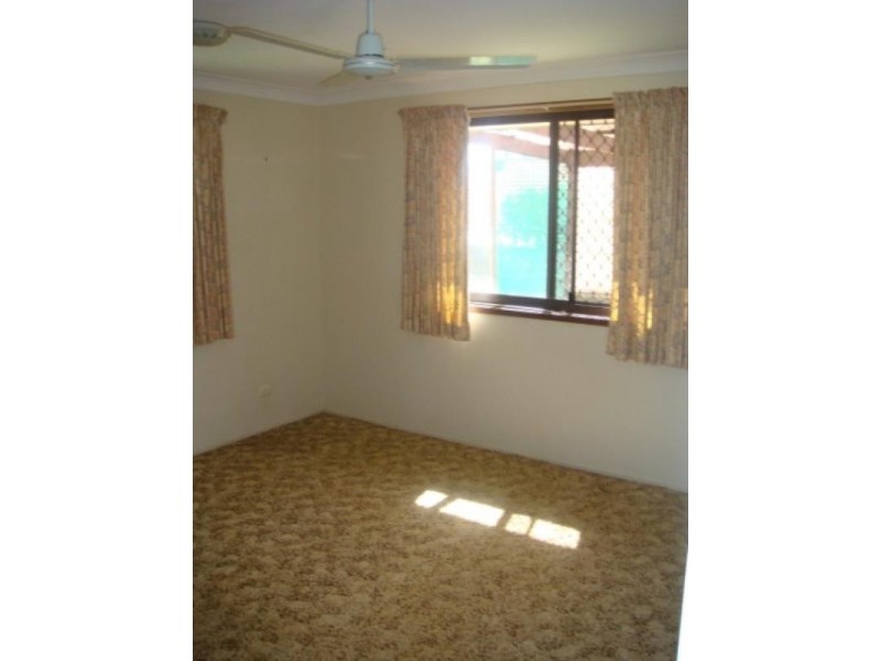 112 Bamboo Avenue, Benowa QLD 4217