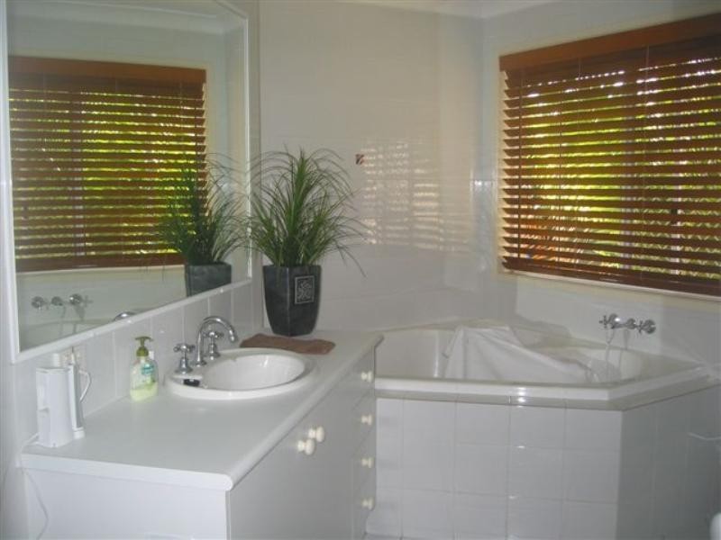 90 Parkwood Blvde, Parkwood QLD 4214