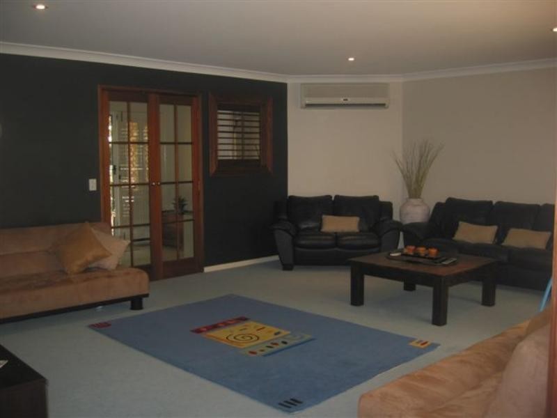 90 Parkwood Blvde, Parkwood QLD 4214