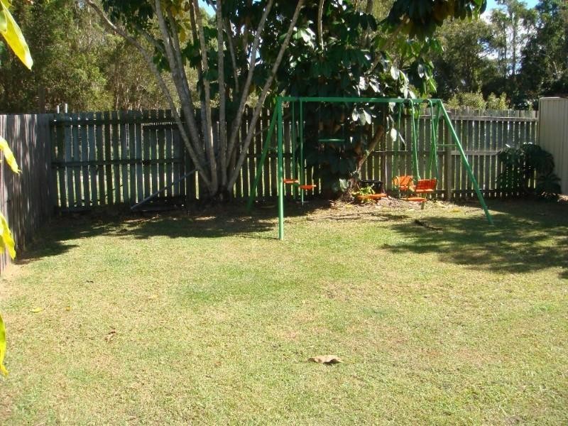 1/120 Kumbari Avenue, Labrador QLD 4215