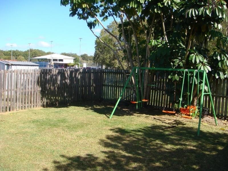 1/120 Kumbari Avenue, Labrador QLD 4215