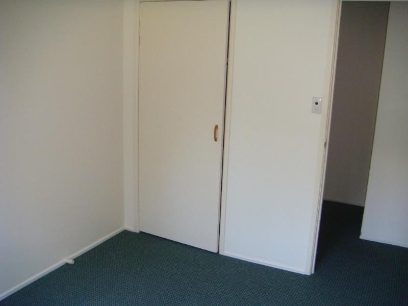 1/120 Kumbari Avenue, Labrador QLD 4215