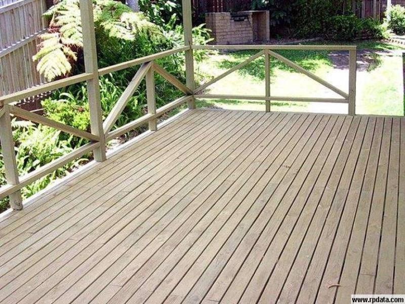 2 Hosea Street, Southport QLD 4215