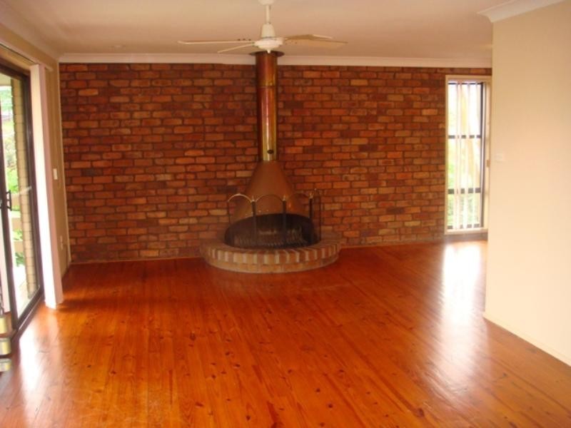 2 Hosea Street, Southport QLD 4215