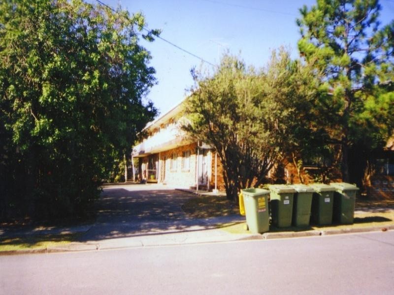 2/44-46 Railway Street, Southport QLD 4215