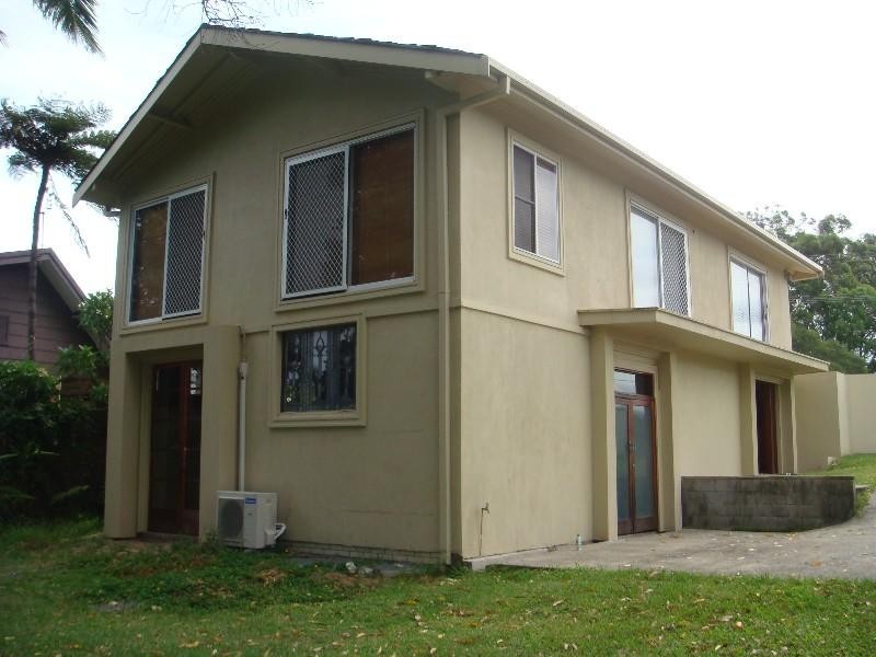 7 Hillview Parade, Ashmore QLD 4214