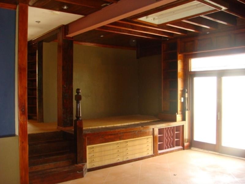 7 Hillview Parade, Ashmore QLD 4214