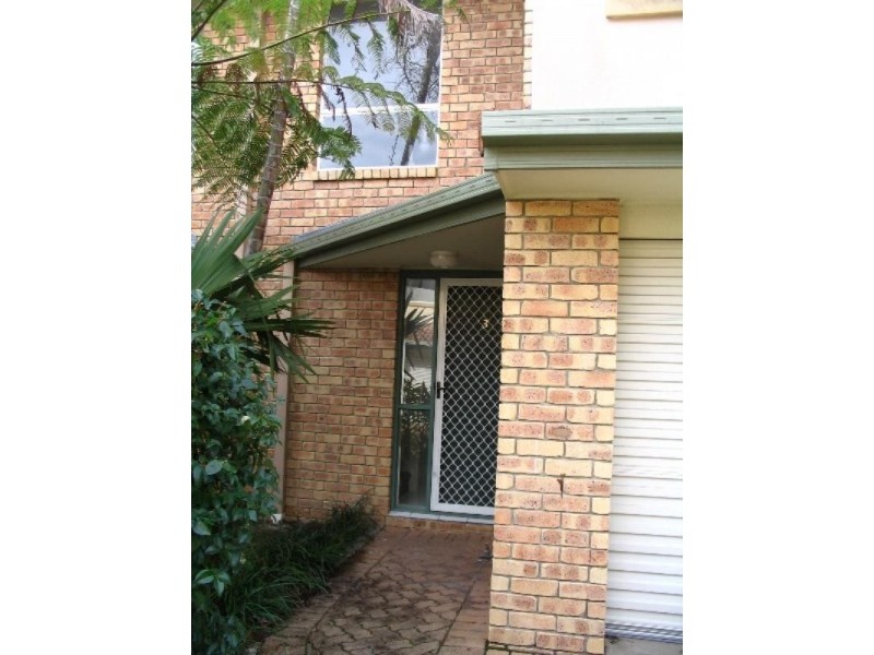 9/6 Harley Street, Labrador QLD 4215