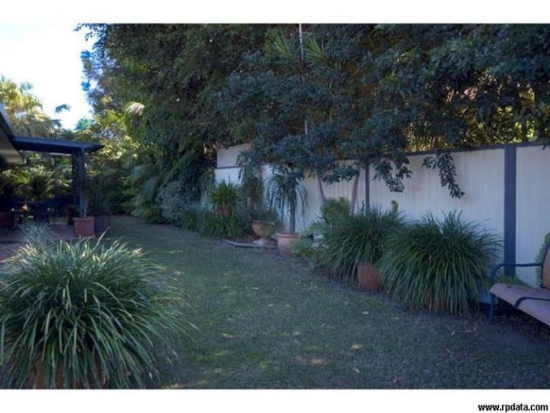 1/38 Middle Street, Labrador QLD 4215