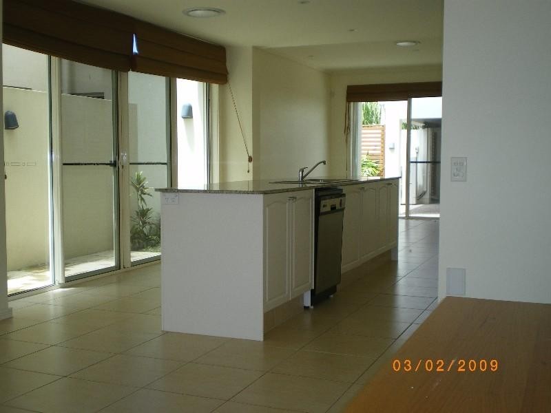 48 Brindabella Court, Coomera QLD 4209