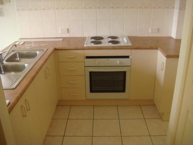 14/143 Frank Street, Labrador QLD 4215