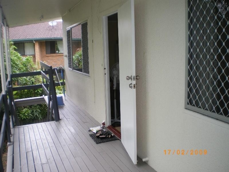 6/8 Robert Street, Labrador QLD 4215