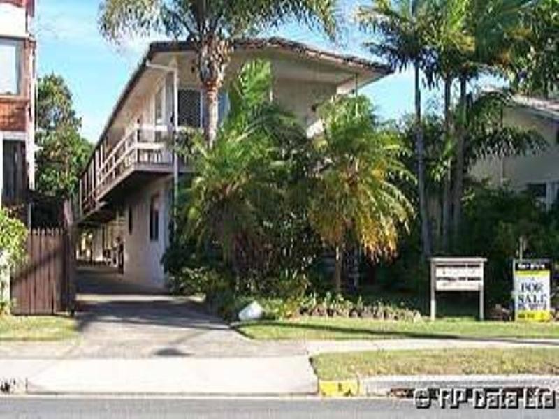 6/8 Robert Street, Labrador QLD 4215