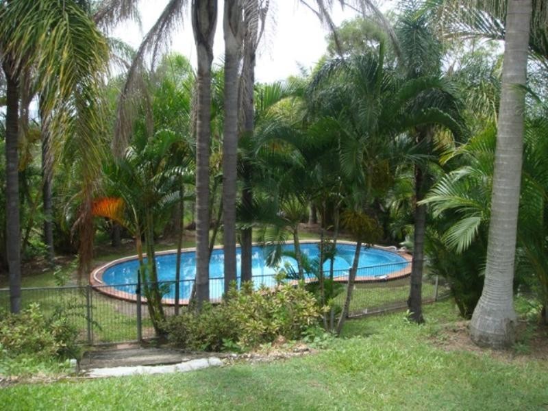 48 Uplands Drive, Parkwood QLD 4214