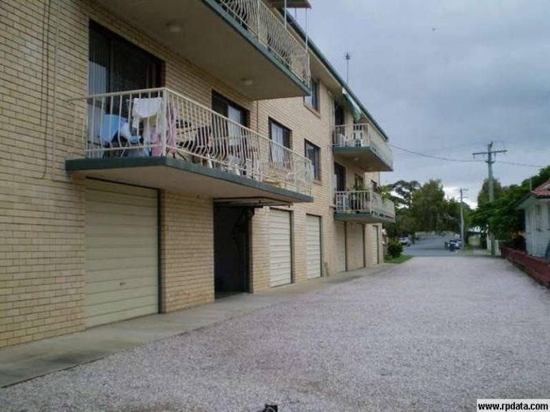 3/39 Lenneberg Street, Southport QLD 4215