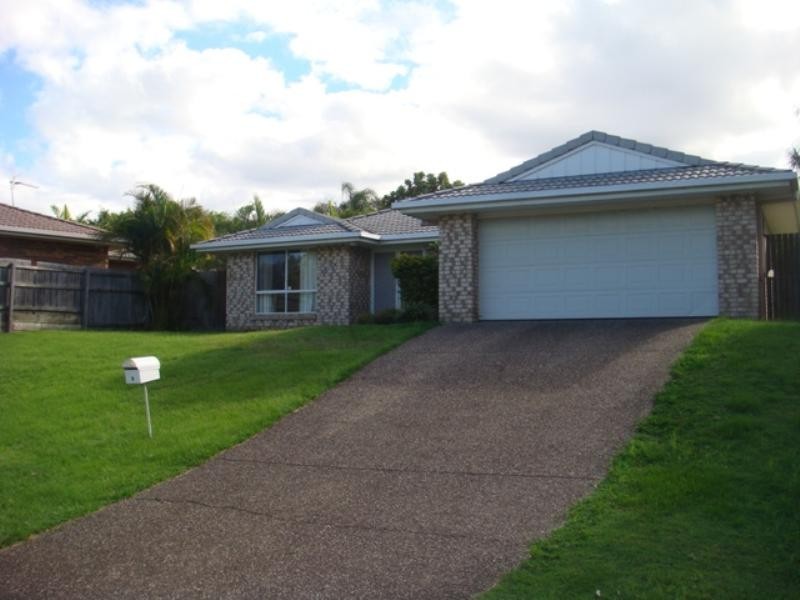 9 Fairview Court, Arundel QLD 4214