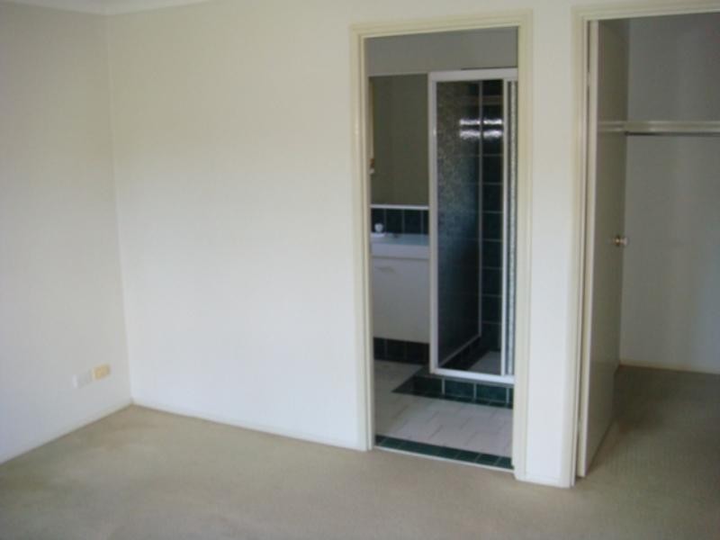 9 Fairview Court, Arundel QLD 4214