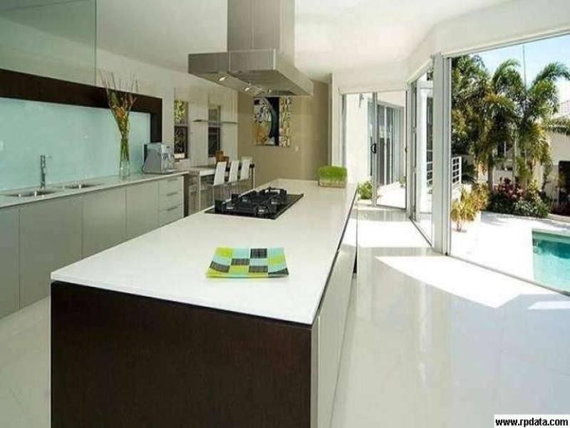 49 Canada Place, Arundel QLD 4214