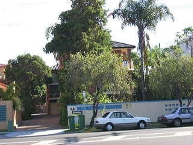 2/144 Marine Parade, Southport QLD 4215