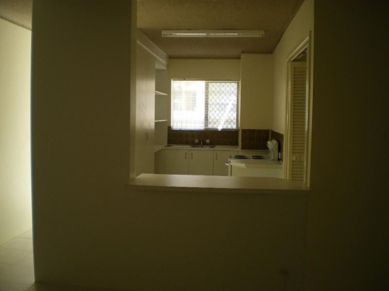 2/59 Queen Street, Southport QLD 4215