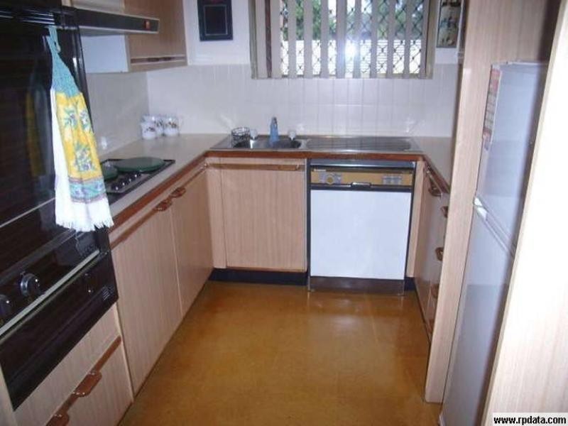 29/164 High Street, Southport QLD 4215