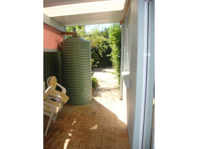 162 Greenacre Drive, Arundel QLD 4214