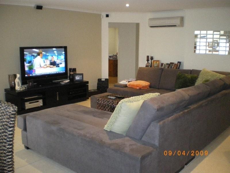 7 Leopard Tree Place, Molendinar QLD 4214