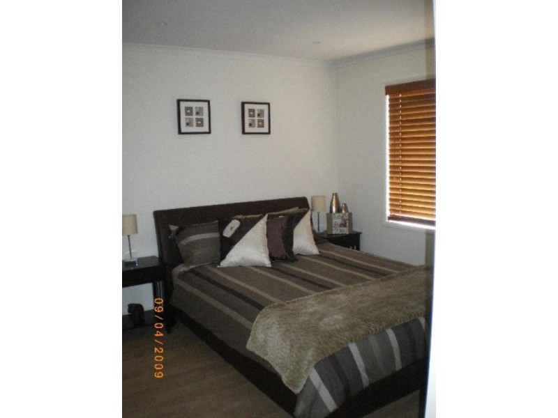 7 Leopard Tree Place, Molendinar QLD 4214