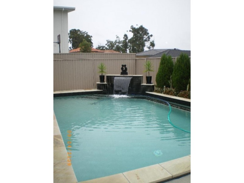 7 Leopard Tree Place, Molendinar QLD 4214