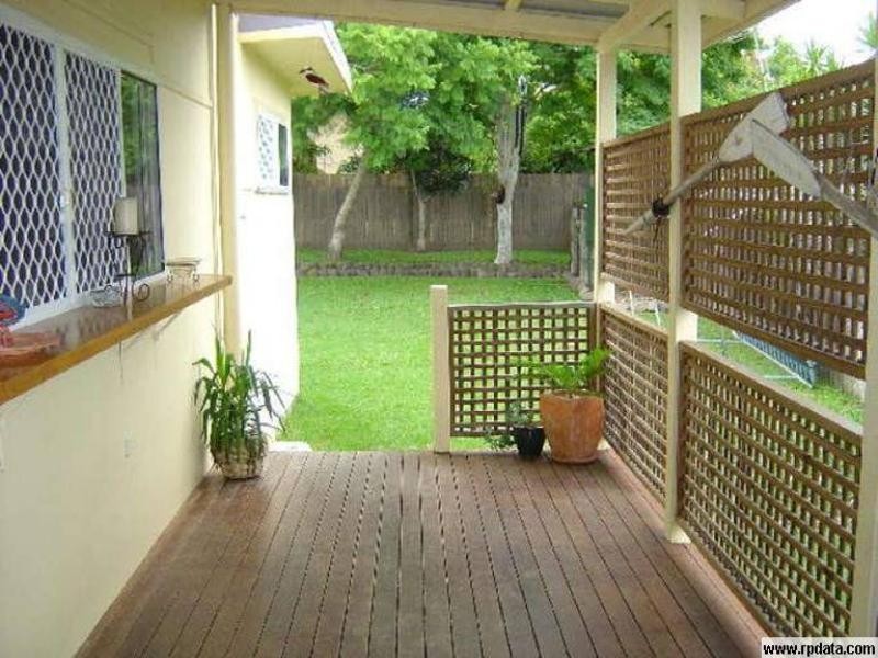 12 Wynflo Street, Labrador QLD 4215
