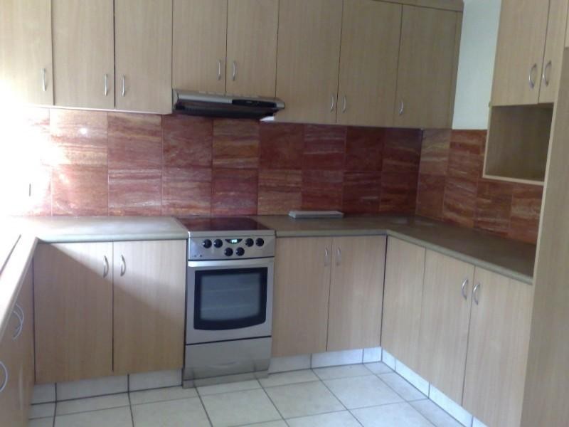 23 Loweana Street, Southport QLD 4215