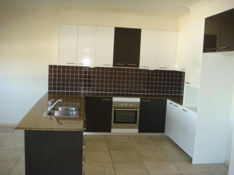 3/14 Minnie Street, Southport QLD 4215