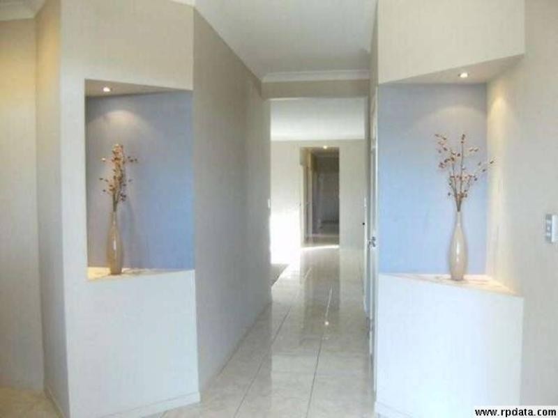 6 Portreeves Place, Arundel QLD 4214