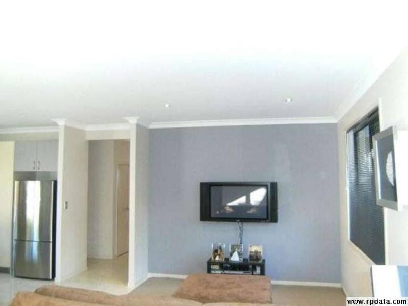 6 Portreeves Place, Arundel QLD 4214